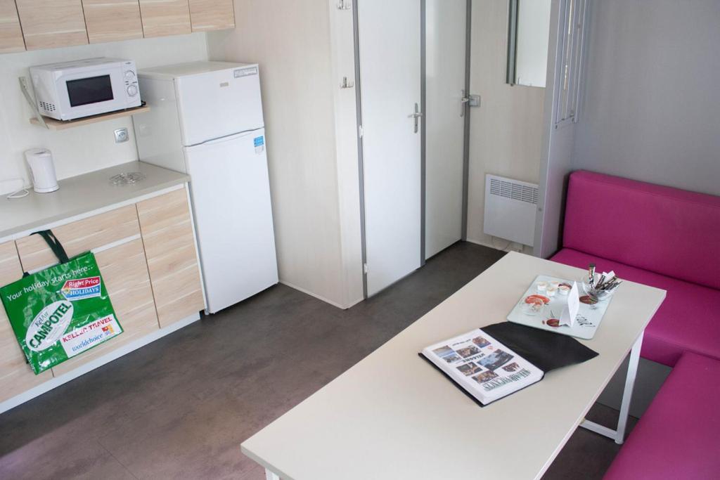 Mobile Homes By Kelair At Playa Montroig Camping Resort Тарагона Екстериор снимка
