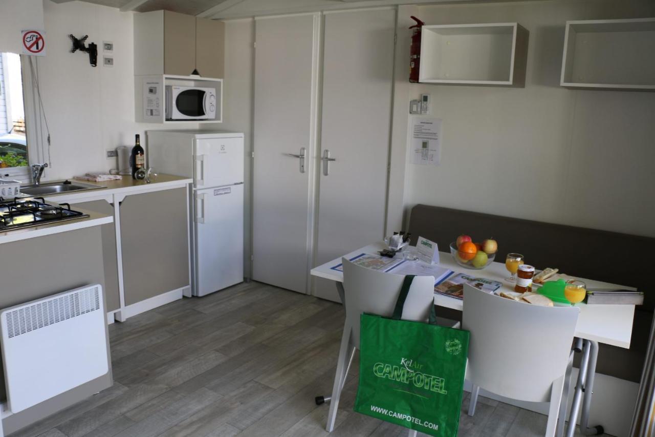 Mobile Homes By Kelair At Playa Montroig Camping Resort Тарагона Екстериор снимка