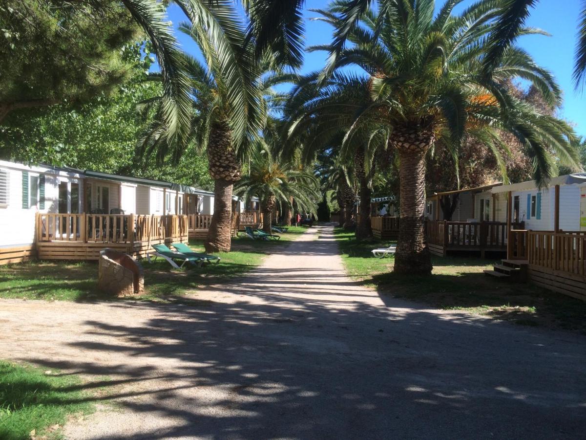Mobile Homes By Kelair At Playa Montroig Camping Resort Тарагона Екстериор снимка