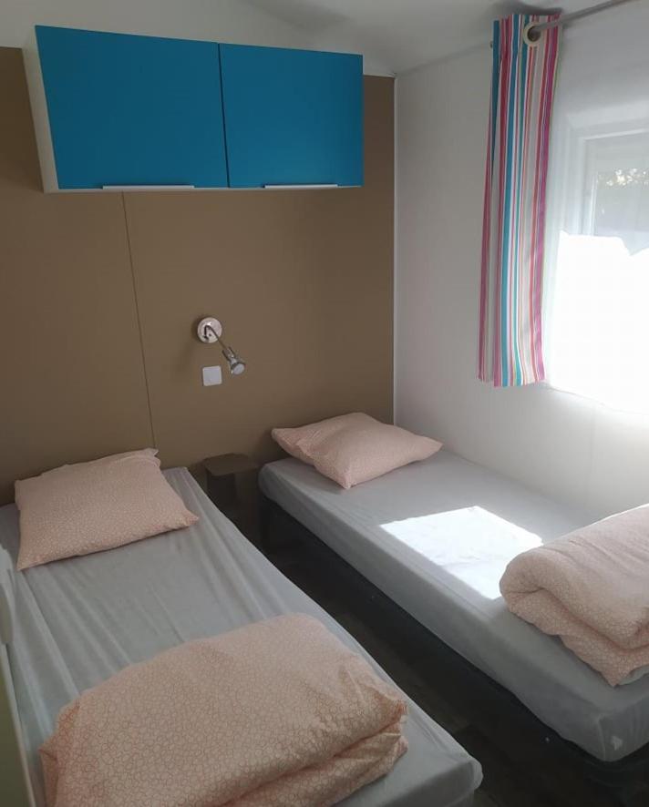 Mobile Homes By Kelair At Playa Montroig Camping Resort Тарагона Екстериор снимка